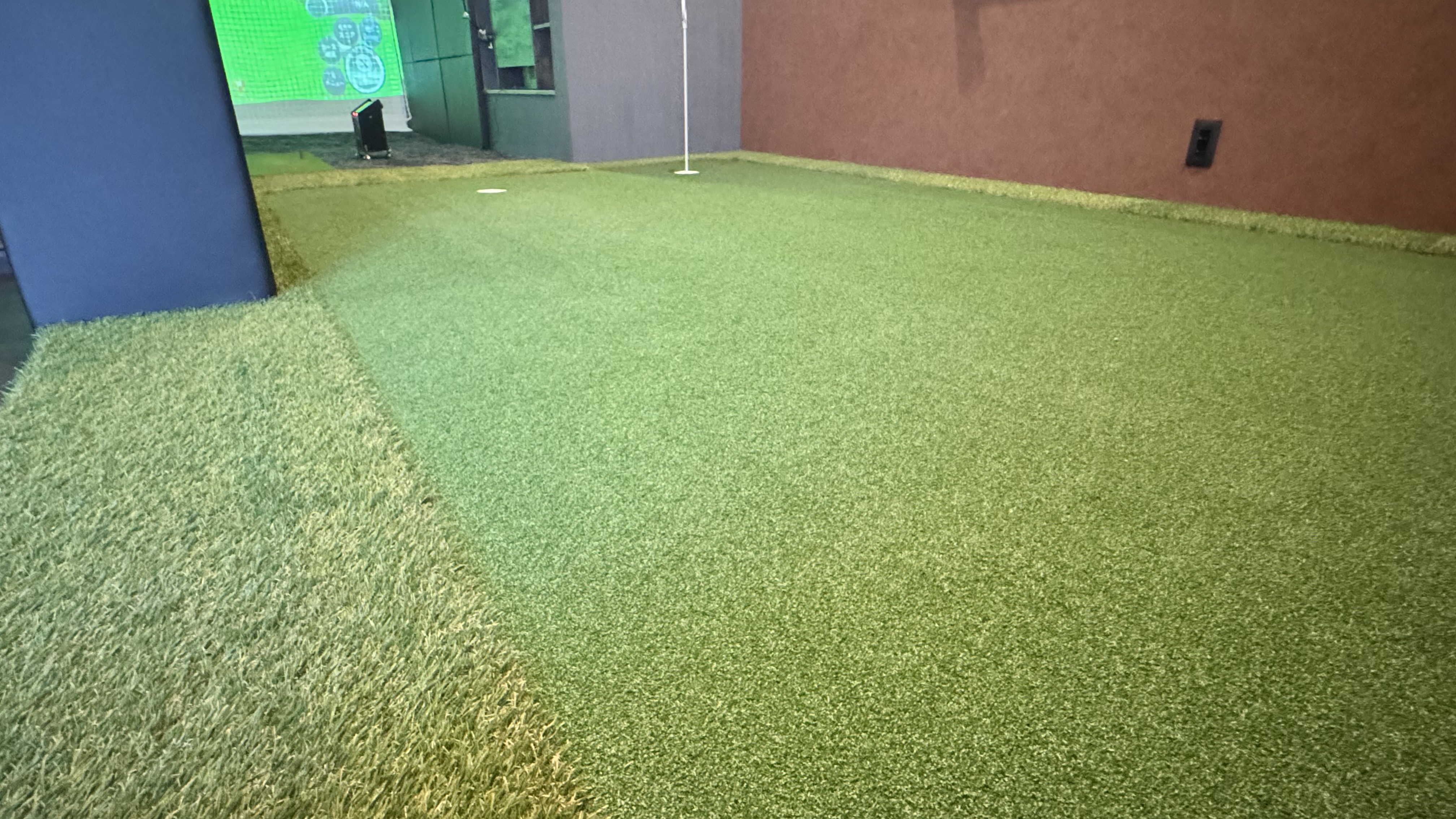 ラウンジ／通路